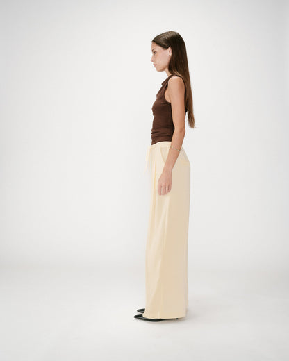 Pantalon tailleur en lin fluide jaune Wally