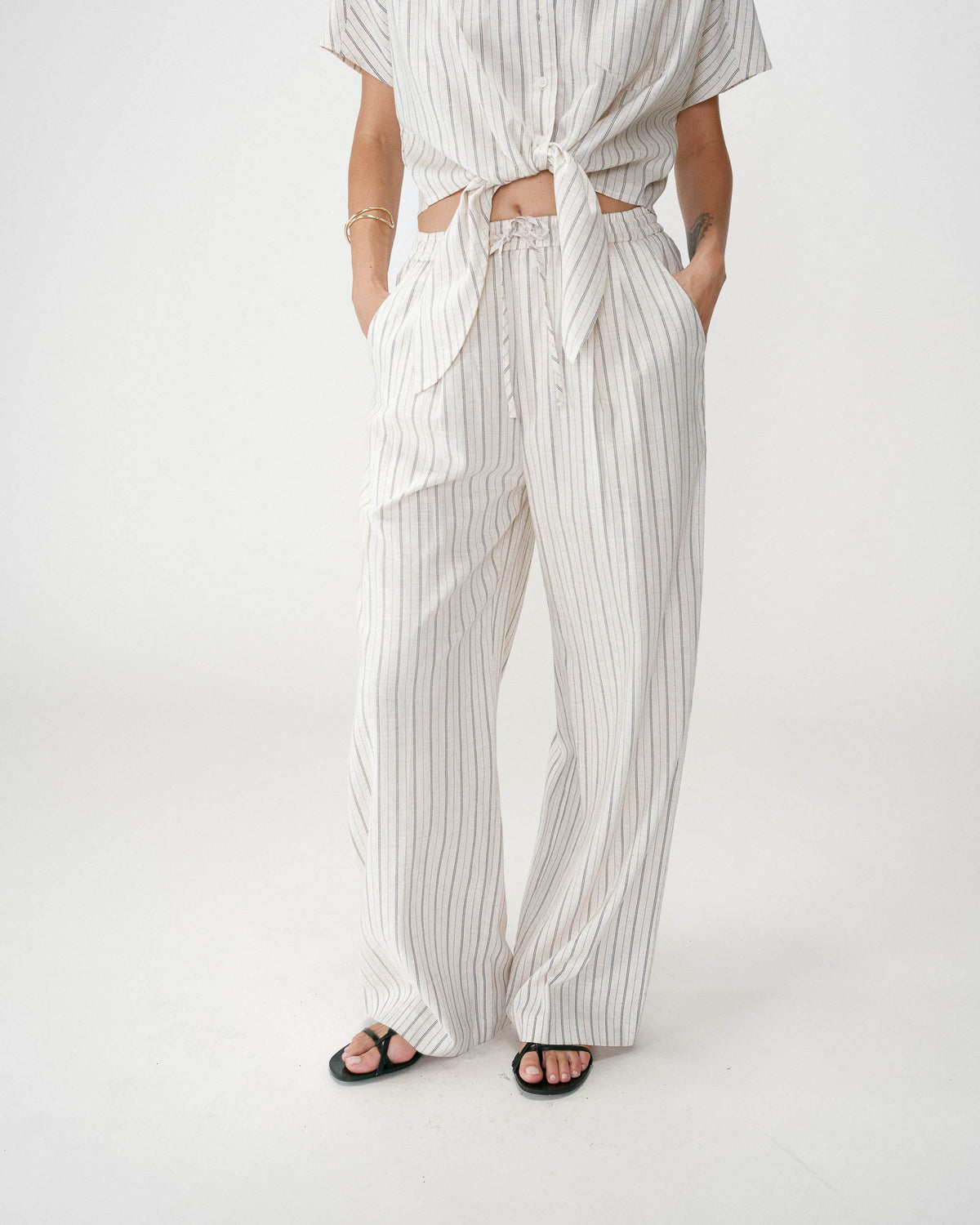 Pantalon ample en lin et tencel rayé sable Weston