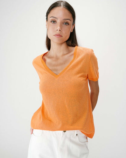 Top droit col V en dentelle manches courtes orange Willem