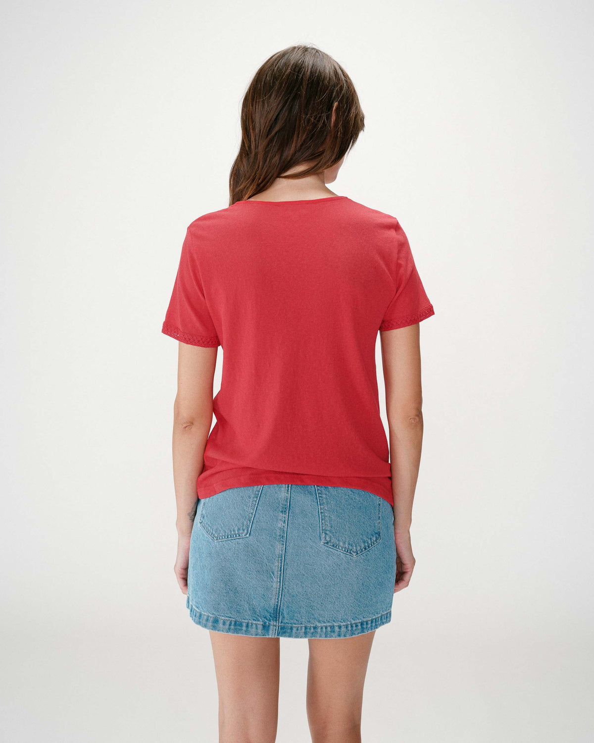 Top droit col V en dentelle manches courtes rouge Willem
