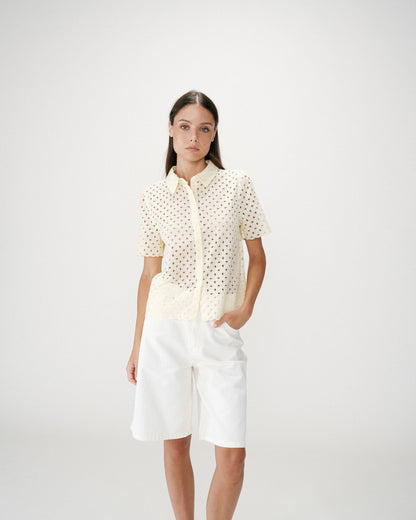 Chemise en dentelle manches courtes jaune Waverine