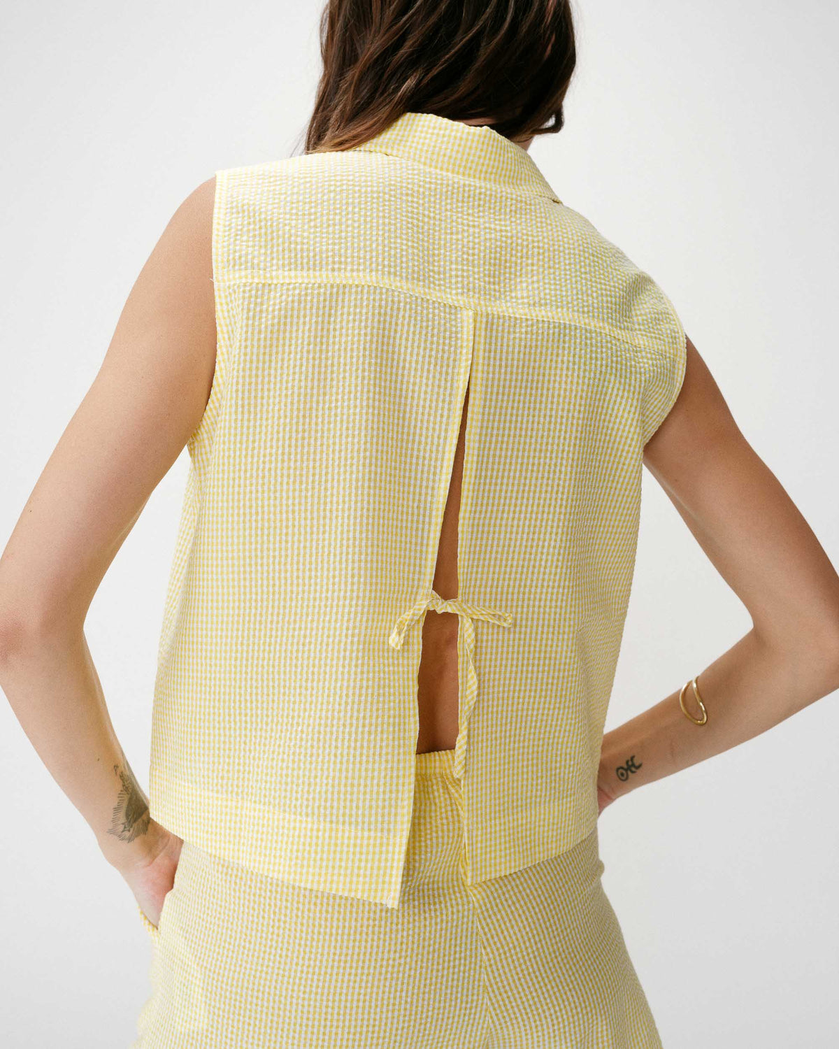 Chemise en coton vichy sans manches jaune Windell