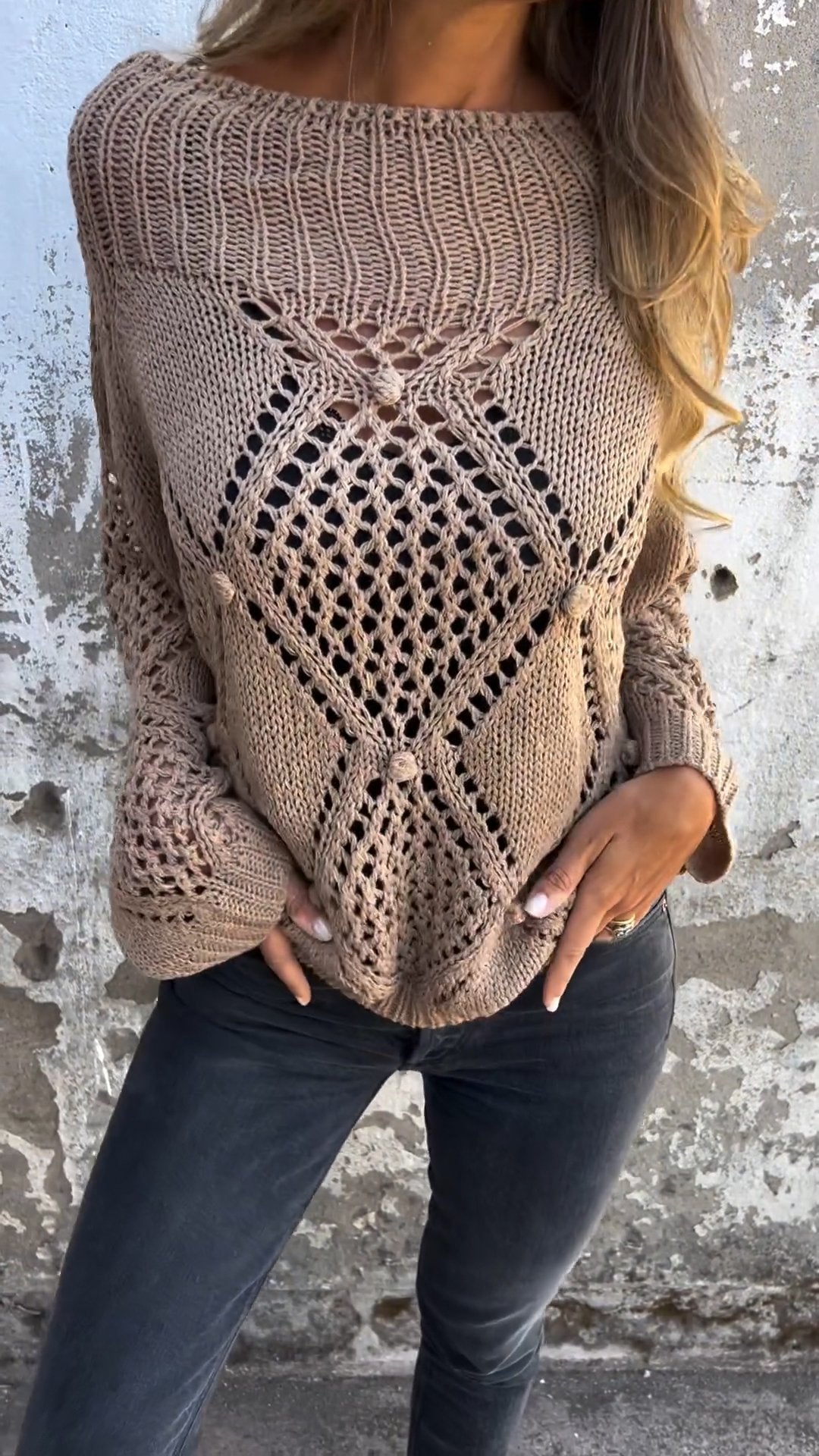 Béatice | Pull Femme Tricoté à Col Rond et Manches Longues avec Design Ajouré