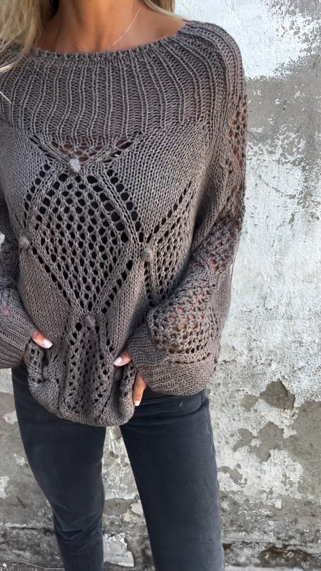 Béatice | Pull Femme Tricoté à Col Rond et Manches Longues avec Design Ajouré