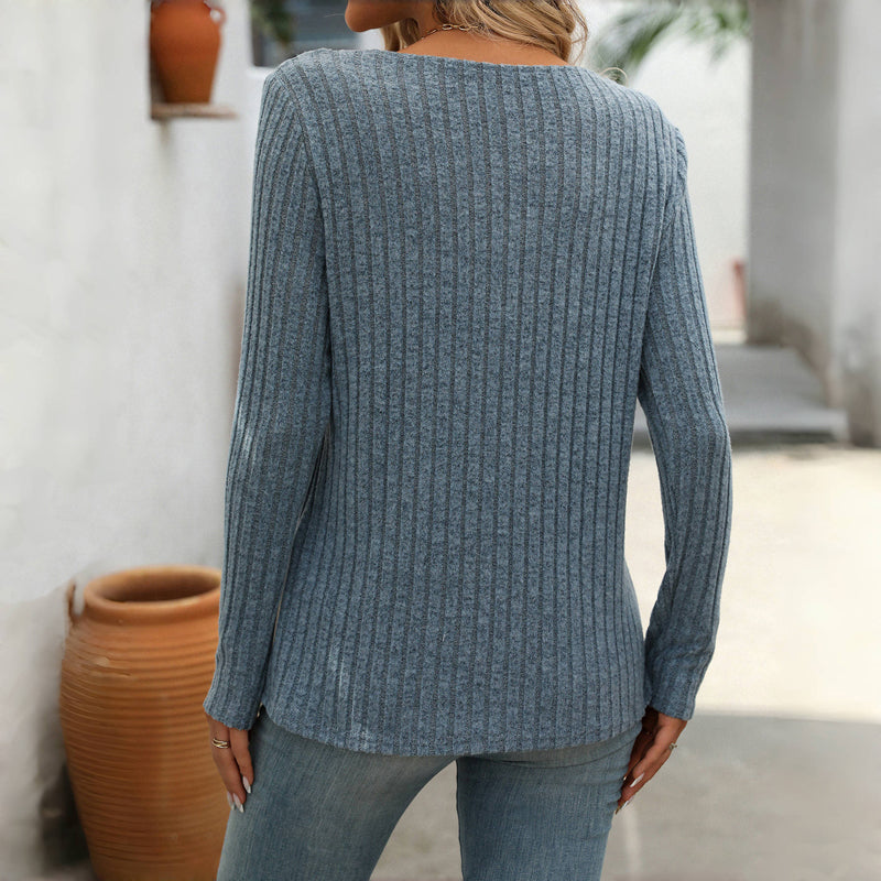 Eulalise | Pull élégant uni à col en V avec détails boutonnés pour femme